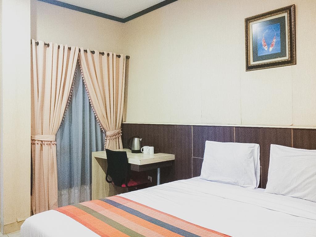 Pineapple Mansion Hotel Solo Екстериор снимка