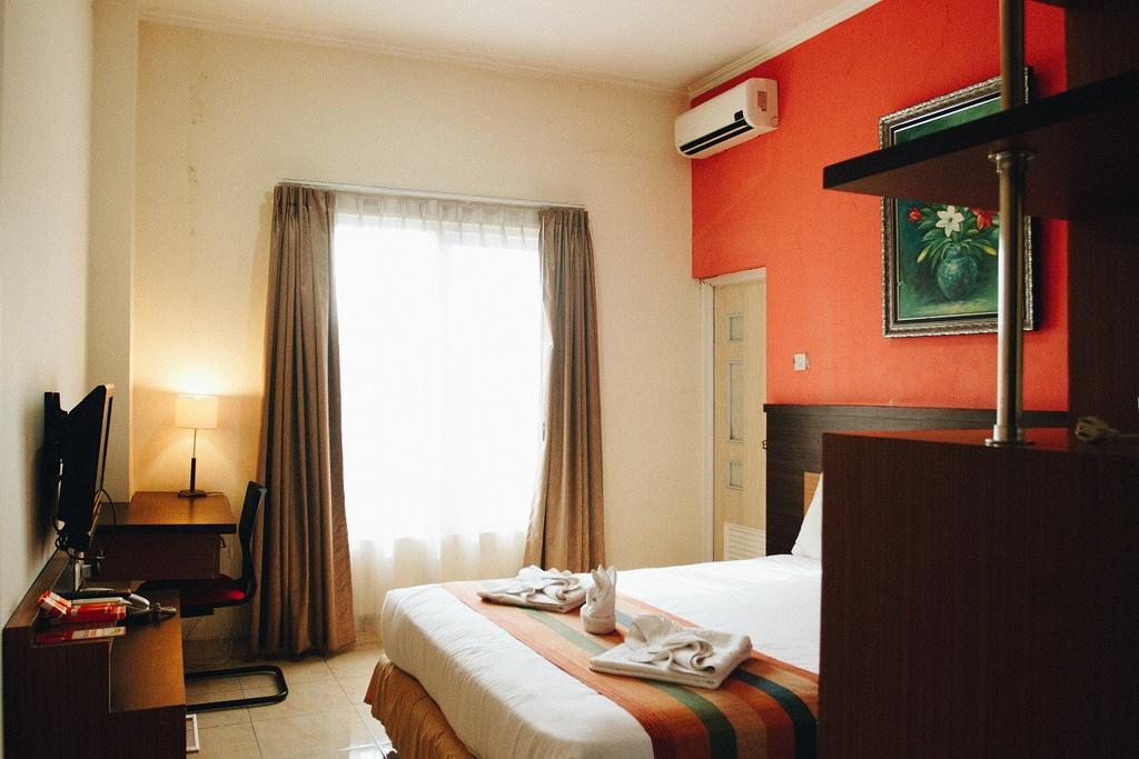 Pineapple Mansion Hotel Solo Екстериор снимка